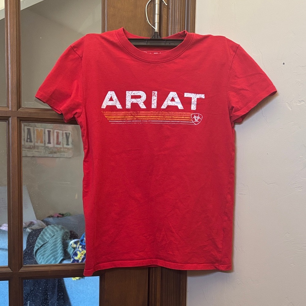 Ariat Tee! Youth Medium  youth 10/12